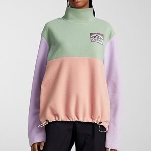 Notice The Reckless North Peak Turtleneck